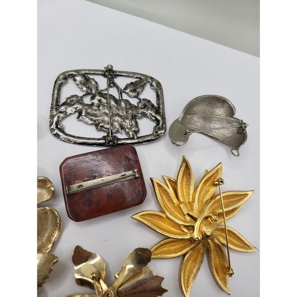 Vintage Brooch Lot of 14 Mixed Floral & Rhinestone Pins, Wear or Resell - Picture 11 of 12